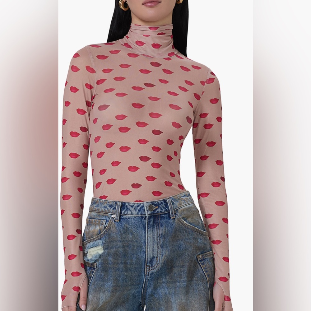 AFRM LIPS red and tan Fitted Long Sleeve Tee